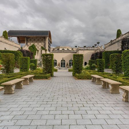 Powerscourt Hotel, Autograph Collection Енніскеррі Екстер'єр фото The gardens of the Aga Khan Museum