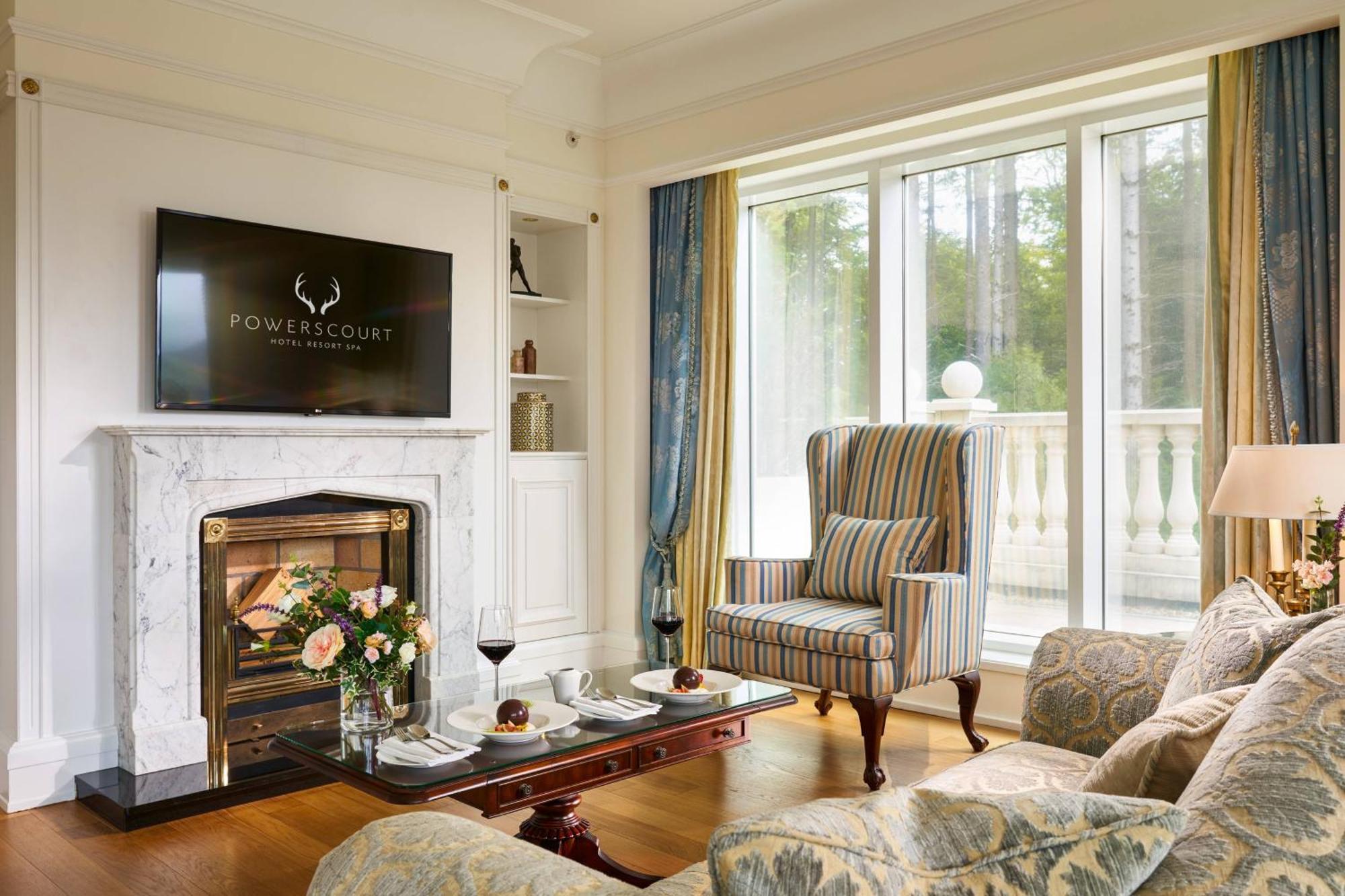 Powerscourt Hotel, Autograph Collection Енніскеррі Екстер'єр фото A living room at Powerscourt Hotel