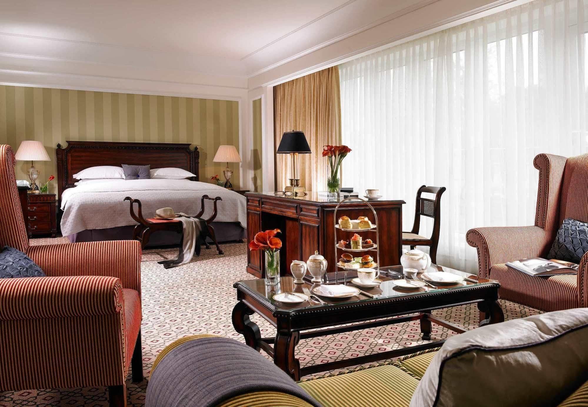 Powerscourt Hotel, Autograph Collection Енніскеррі Екстер'єр фото A suite at the hotel